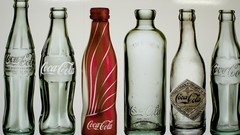 Glass Evolution bottles coca-cola