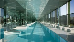 Glass swimming pools