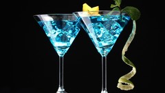 Glasses black background drinks
