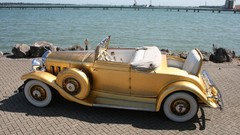 Gold cars Cadillac static leaf 1931 vintage cars Coupé drop head