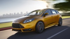 Gold cars ford focus Ford Focus ST