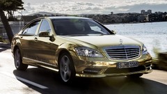 Gold cars Mercedes-Benz chrome