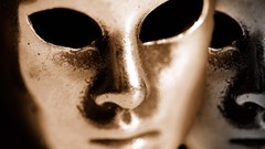 Golden masks Venetian Venetian masks Venetzia