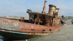 Graffiti shipwrecks watercraft
