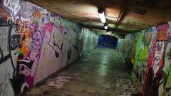 Graffiti street Art tunel