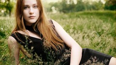 Grass woman evan rachel wood