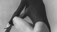 Grayscale MILF dutch Daphe