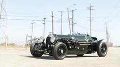 Green Bentley classic outdoors
