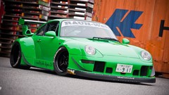 Green cars Porsche