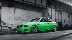 Green selective coloring colored wheels BMW E92 BMW BMW 3 Series