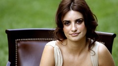 Green woman penelope cruz
