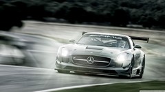 Gt3 mercedes benz sls