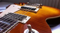 Guitars Epiphone Les Paul Plus Top Honeyburst