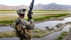 Guns soldiers military