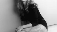 Gwyneth paltrow monochrome grayscale