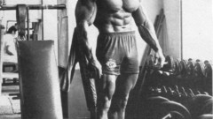 Gym grayscale arnold schwarzenegger