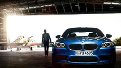 Hangar BMW planes