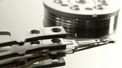 Hard disk drive technics