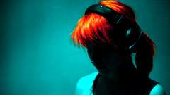 Hayley williams headphones Celebrity