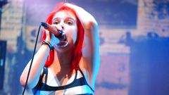 Hayley williams paramore woman