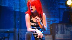 Hayley williams paramore woman