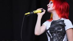 Hayley williams paramore woman