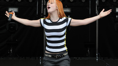 Hayley williams paramore woman