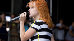 Hayley Williams singing Music