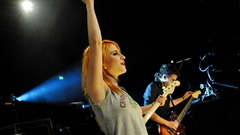 Hayley williams woman