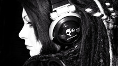 Headphones woman head grayscale