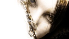 Heterochromia mysterious