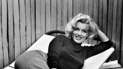 High Resolution marilynmonroevb