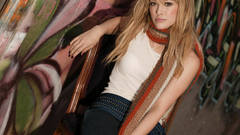 Hilary duff female Women