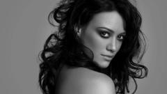 Hilary Duff monochrome greyscale