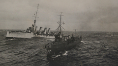 HMS Liverpool attemps to