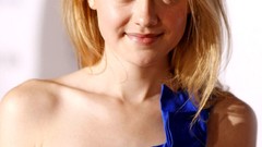 Hollywood Actress stills brunettes models Dakota Fanning blue 