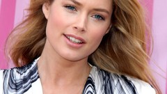 Hollywood fashion Actress brunettes models photo shoot doutzen 
