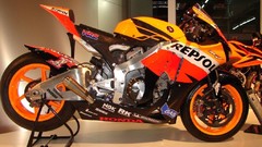 Honda hrc motorbikes Honda RCV