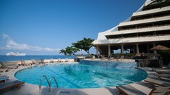 Hotels swimming pools