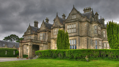 House looks pretty thing This ominous haunted edit