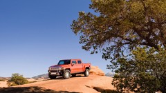 Hummer Offroad trucks vehicles