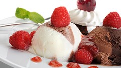 Ice cream dessert