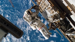 Iss Earth astronauts orbit