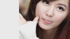 Ivory asians models Korean sweaters Ryu Ji Hye