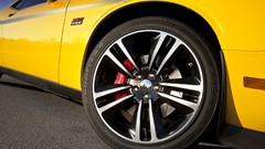 Jackets dodge challenger Dodge Challenger SRT8 yellow cars