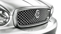 Jaguar front 2008