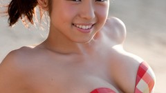 Japanese beach girls Shizuka Nakamura