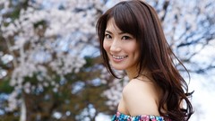 Japanese Graphis Saki Kozai