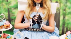 Japanese models Sayumi Michishige