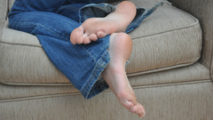 Jeans feet